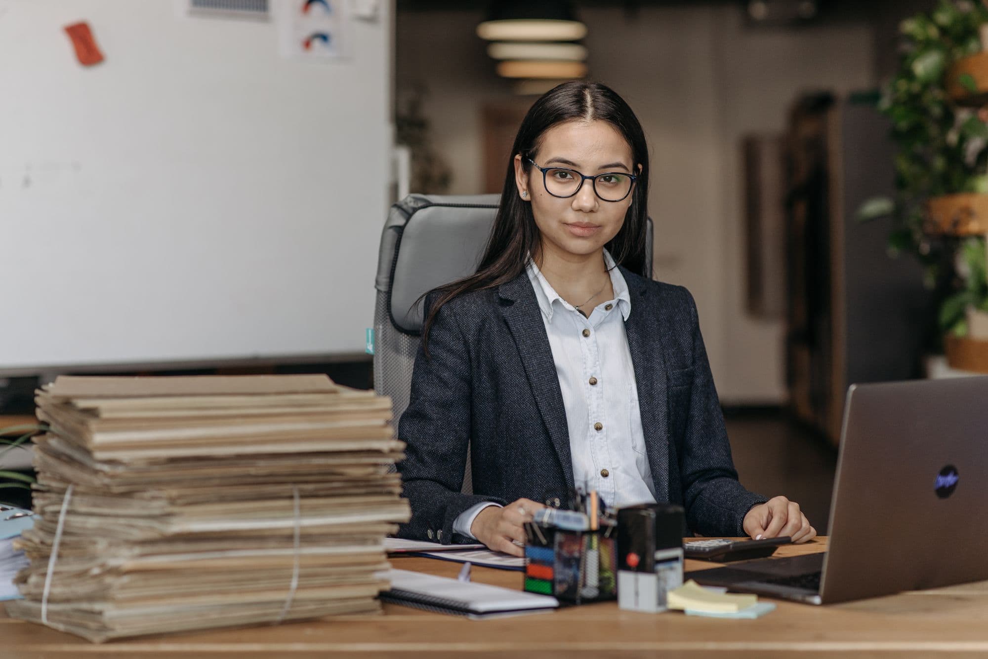 Become a notary in Riverside, California