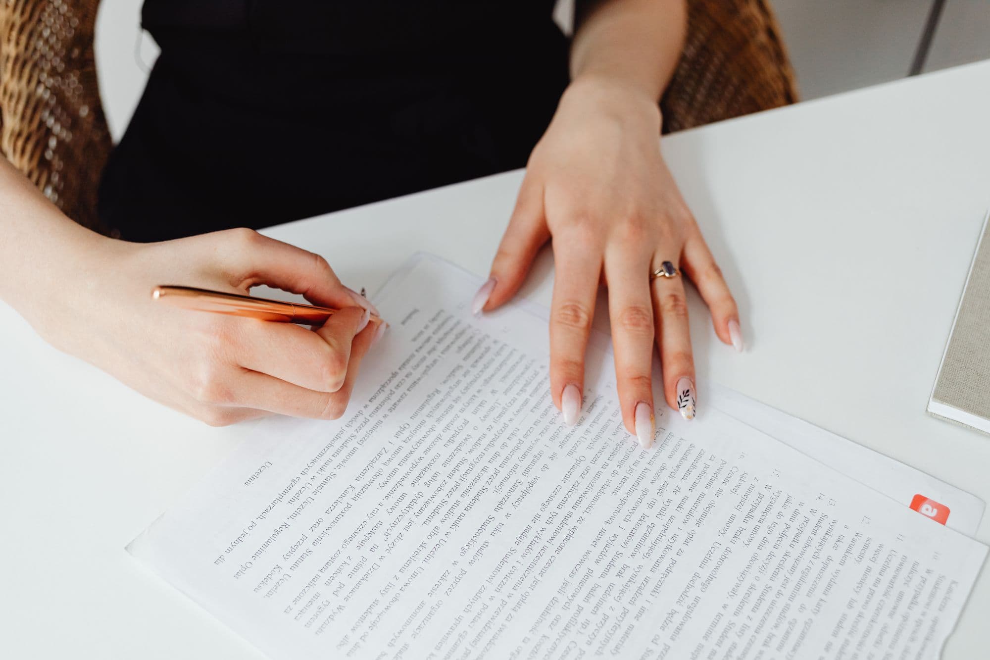 Mobile Notary vs. Loan Signing Agent: What's the Difference?